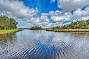 Old Homosassa Secluded Getaway with Private Island